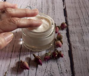 Top 5 Beef Tallow Moisturizers for Winter Skin